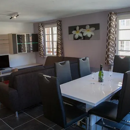 Le Hupsa Pfannala Dom wakacyjny