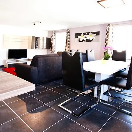 Dom wakacyjny Le Hupsa Pfannala